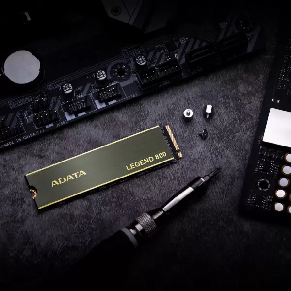 SSD ADATA LEGEND 800 1TB PCIE GEN4 X4 M.2 2280 (ALEG-800-1000GCS)